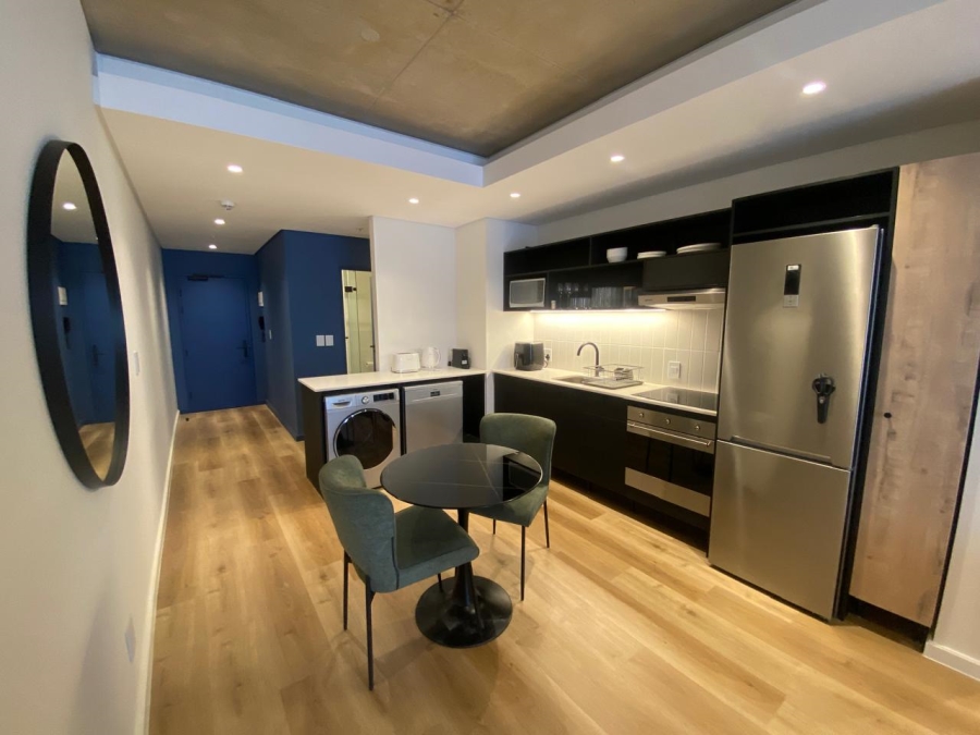 To Let 2 Bedroom Property for Rent in Sea Point Western Cape